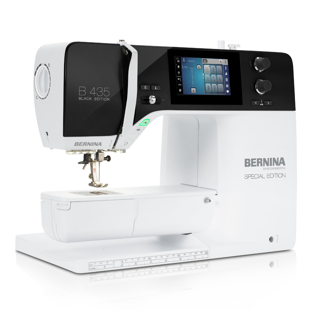 Bernina 435 Black Edition
