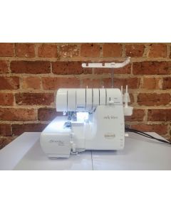 Pre-owned Babylock Enlighten-1