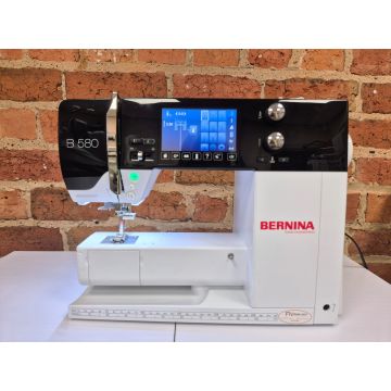 Pre-owned Bernina 580E with Embroidery Unit