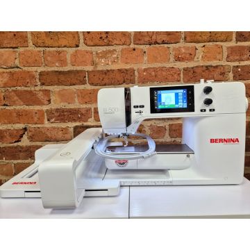 Pre-owned Bernina 500E