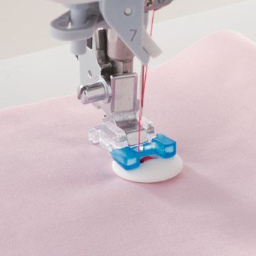 juke-button-attaching-presser-foot