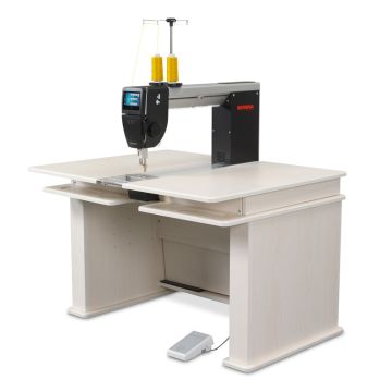 Bernina Q16 - Koala Table