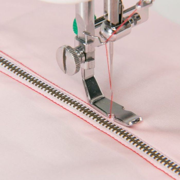 Juki Zipper-Attaching-Presser-Foot-2200QVP