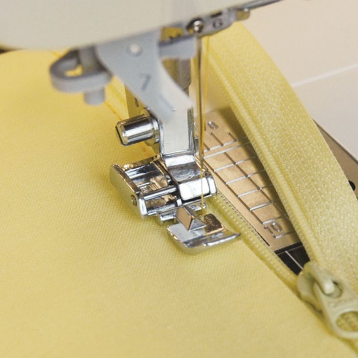 Juki-zipper-presser-foot